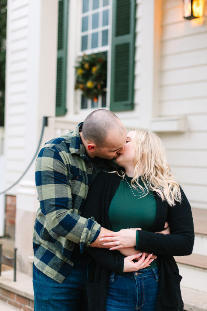 Colonial Williamsburg Engagement Photographer