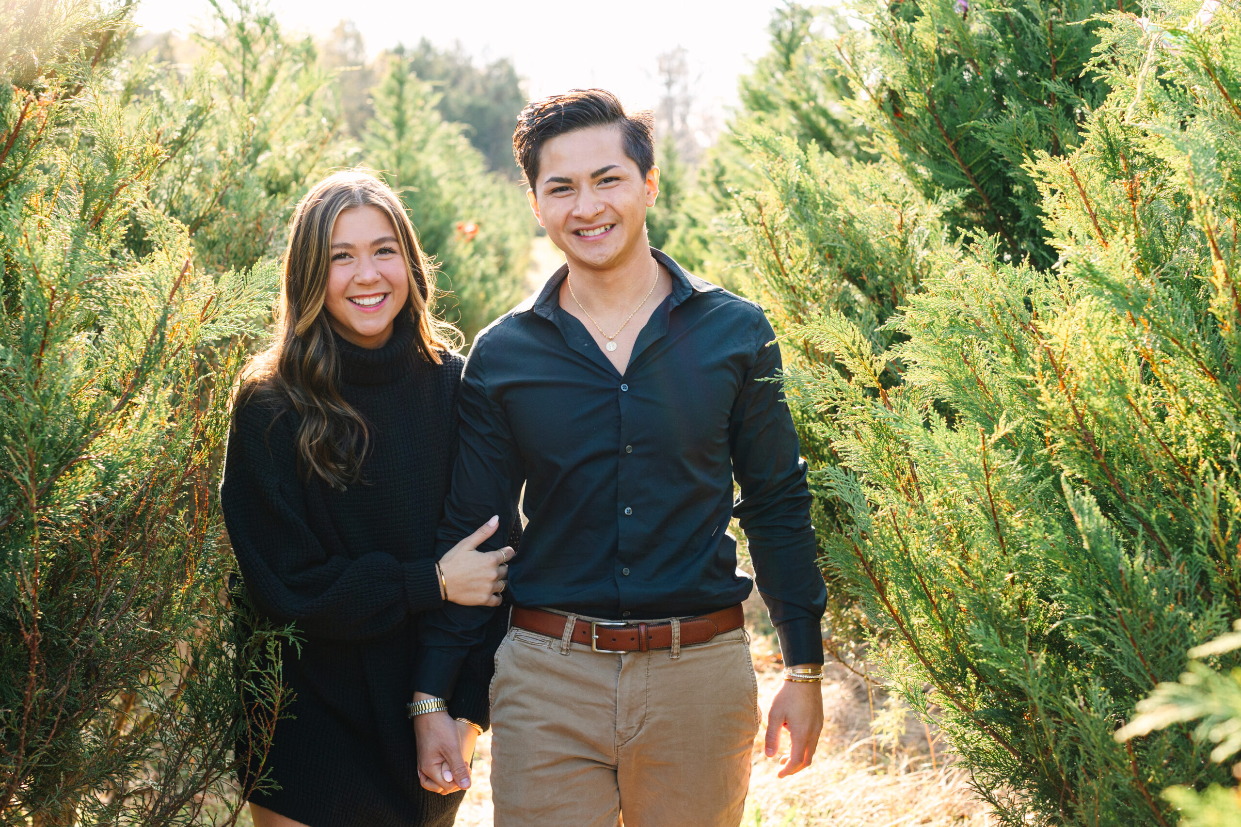 Williamsburg Virginia Christmas Tree Farm Mini Sessions Couples Photos