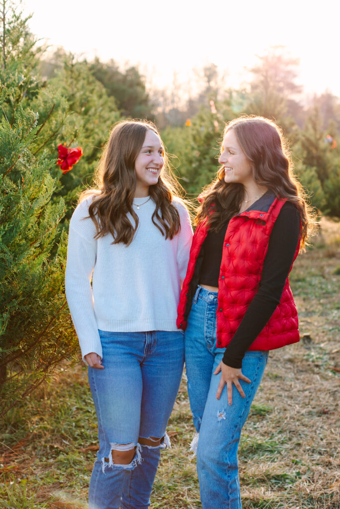 Coordinating outfits for Christmas Tree Farm Photos in Williamsburg Virginia