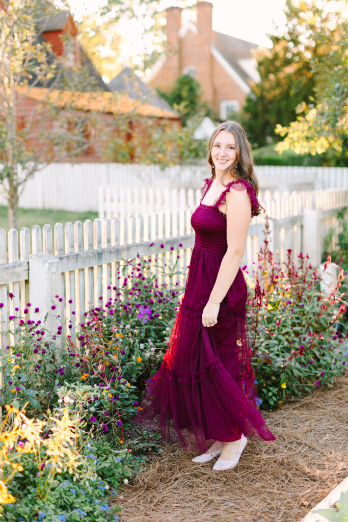 Williamsburg Senior Photographer Garden Photos