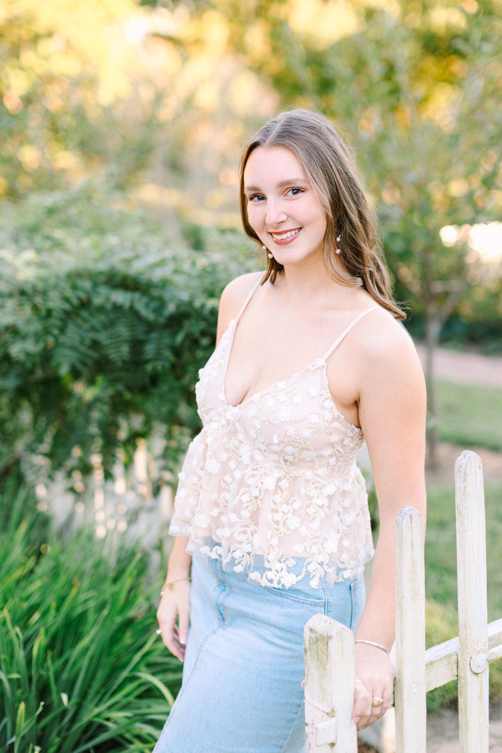 Williamsburg virginia garden senior portrait