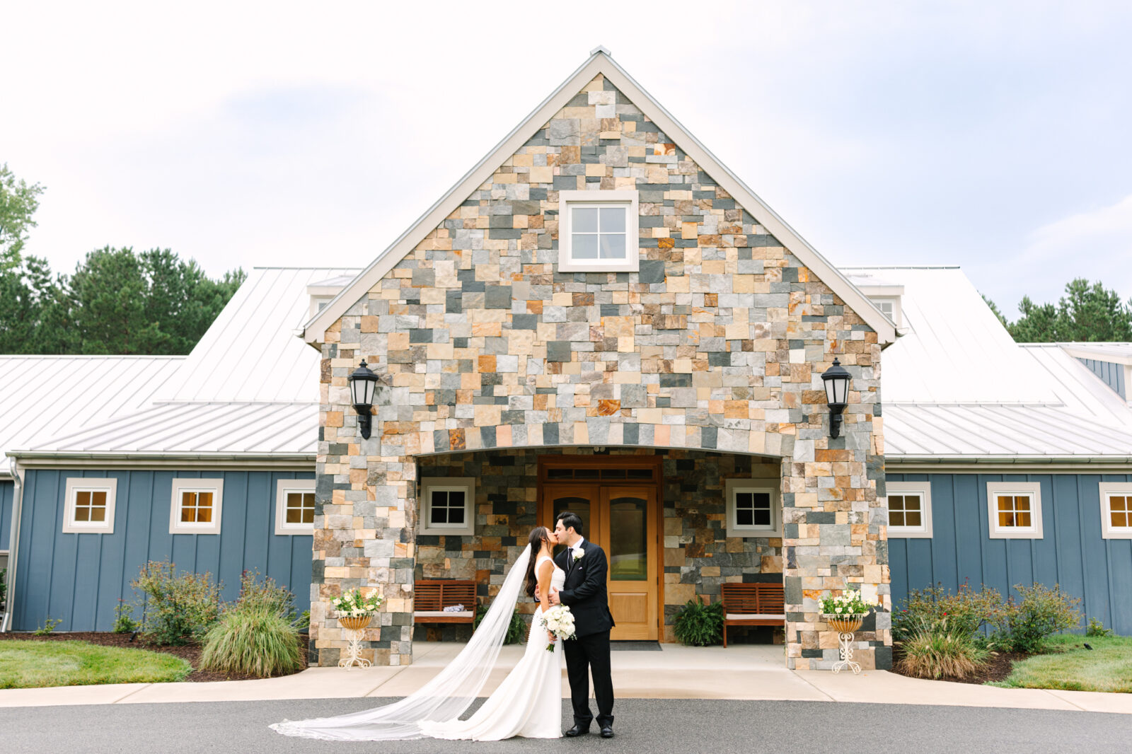 The Maine of Williamsburg wedding photographed by a Williamsburg wedding photographer